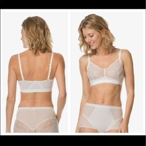 Spanx Spotlight lace-paneled stretch-mesh soft-cup bra- NWOT